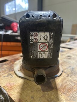 Akumulatorowa szlifierka mimośrodowa Makita DBO180Z - 4