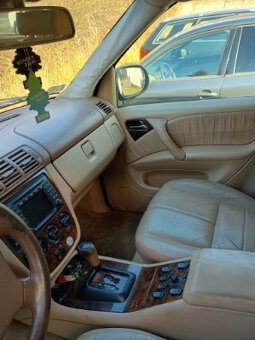 mercedes benz ml 320 - 4