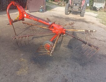 Zgrabiarka karuzelowa KUHN GA 300 M - 4