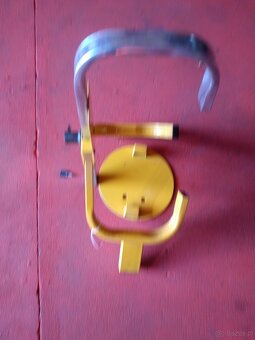 BLOKADA NA KOŁO SAMOCHODU ANTYKRADZIEŻOWA UNIWERSALNA ZABEZP - 4