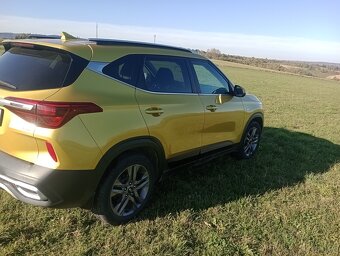 Kia Seltos auto wyposażone w gaz i napęd na cztery koła - 4