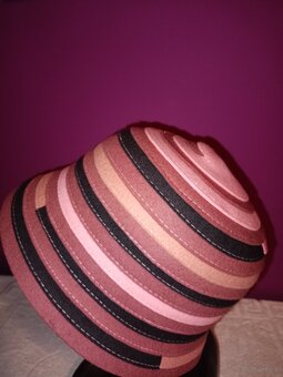 Kapelusz damski jesienno – zimowy typu bucket 100 % wełna w - 4