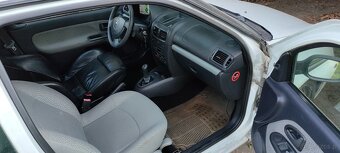 renault Clio 1.5 dCi z klimatyzacją - 4