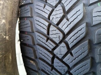 Opony zimowe Fulda. 215/55/r 17 - 4