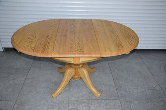 stół rozkładany i 4 krzesła - cały komplet z drewna dębowego - 4