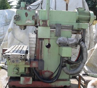 frezarkę FGS 32 NS 633 A - 4