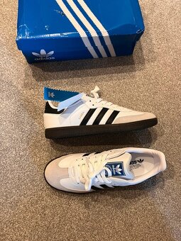 Adidas - 4
