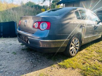 Sprzedam VWPassat2,0l Benzyna Automat z2006r. - 4