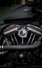 Harley Davidson Sportster 883 Custom - 4