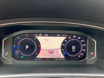 2019 Volkswagen Tiguan Allspace 2.0TDI 4Motion R-LINE - 4