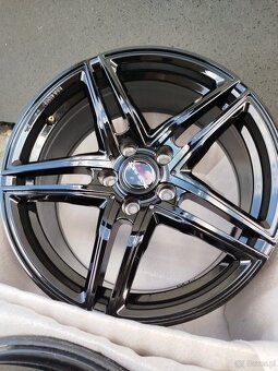 A44# Alufelgi BORBET Demo 5x120 18" 8j Et 30 BMW E90 E91 E9 - 4