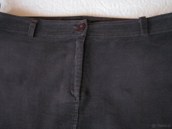 Sztruksowa spódnica z kloszem, kloszowana, brąz, rozm. 44 - 4