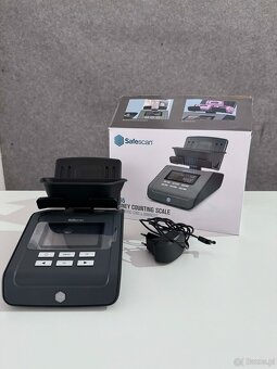 Syndyk sprzeda dwie liczarki i sejf meblowy - 4