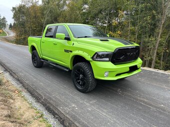 DODGE RAM SPORT 4x4, 5.7L, 401KM, 2017r. - 4