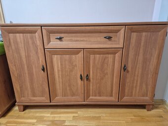 Stół i 6 krzeseł + komoda witryna i stolik - 4