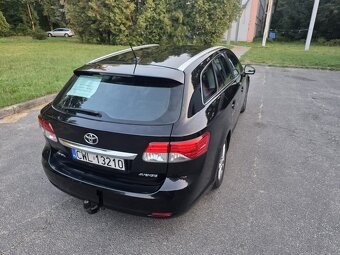 Toyota Avensis 1.6 benzyna gaz 2013 - 4