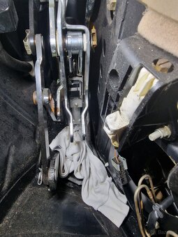 Mercedes R129 regeneracja siłowników dachu - 4