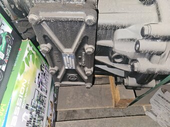 sprzedam skrzynie biegow NOWE - 4