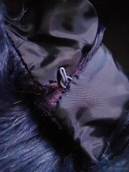 Granatowa kamizelka damska futrzana ciepła zimowa - 4