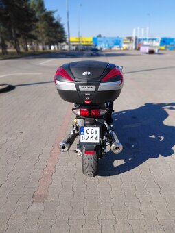 Yamaha FJR1300 - 4