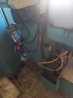 Szlifierka kłowa TOS, typ BU 16 - 4