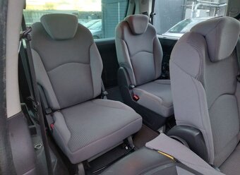 Sprzedam Peugeot 807 2.2hdi - 4