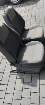 Fotel kierowcy i pasażera vw cady. - 4