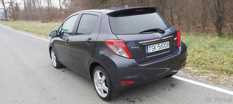 Yaris 1,4 D 90KM Comfort 2012r 186 800 km NAVI kamera zarej. - 4