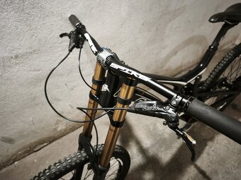 Santa Cruz v10.4 Carbon - 4