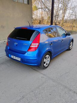 Hyundai i30 z małym przebiegiem - 4