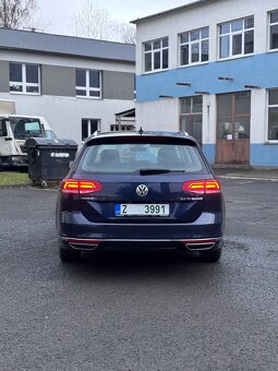 Volkswagen Passat 2.0 TDI 110 kW Highline - 4