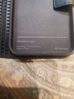 Etui/portfel marki Caseology dla iPhone'a 6,7" 2020r. - 4