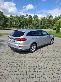 Ford Mondeo MK5 - 4