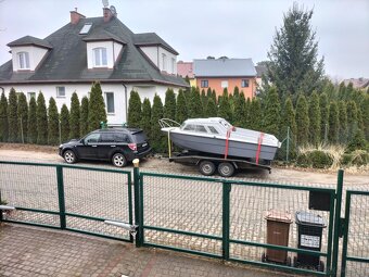 Motorówka kabinowa - 4