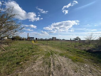 Działka budowlana o pow. 1701m2, Wojciechówka - 4