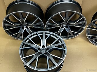 22 cale Audi Q8 SQ8 4MN 4M8601025AQ Q CQ CP 10J x 22'' ET2 - 4