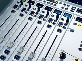 STUDER ONAIR 1500 - (Price: 1600 EUR) - 4