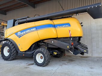 Kombajn zbozowy New Holland CX8080 rok 2014  heder Vario sta - 4