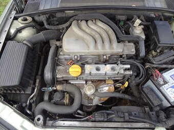 Opel Vectra B 1.6 16V 100KM 1998 rok - 4