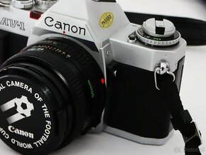 Aparat analogowy CANON AV-1 + CANON FD 50mm 1:1.8 - 4