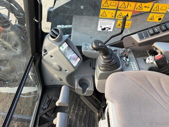 Maszyna budowlana Koparka Gąsienicowa Hitachi ZX85 USB-6 r - 4