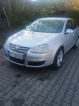 JETTA 2.0 FSI COMFORTLINE - 4