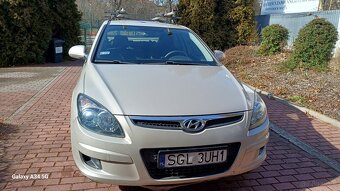 i30  rok produkcji 2009 - 4