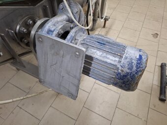 KRAJALNICA WODNA DO OWOCÓW, WARZYW I GRZYBÓW - 4