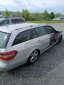 Mercedes -Benz E 220 CDI - 4