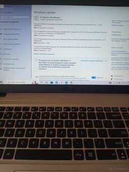 Laptop Asus F 540 S - 4