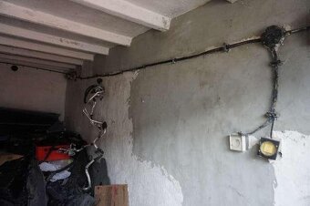 Udział 1/2 w garażu przy al. 23 stycznia - 4