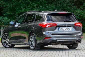 FORD FOCUS - 4