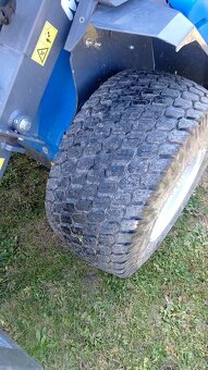 Ładowarka Multione 5.2K, 25HP, ładowność 800kg. 320mth - 4