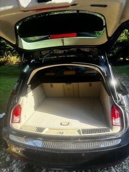 Samochód Opel Insygnia Sports Tourer SW - 4
